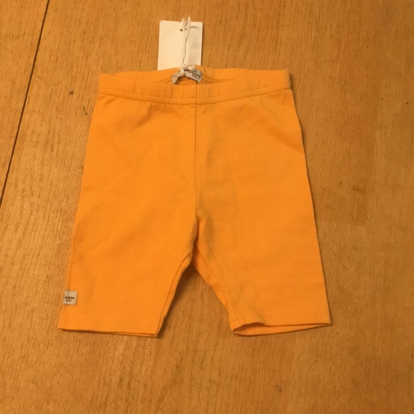 Lil leggs tight shorts - Picture 1 of 3